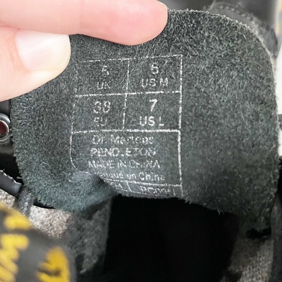 Dr. Martens x Pendleton Collab Wool Aztec Boots US Womens 7 Pagosa Springs Black - Picture 8 of 12